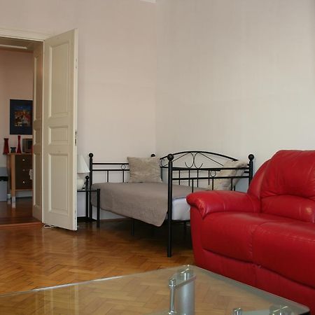 Apartment Balbinova Prag Exterior foto